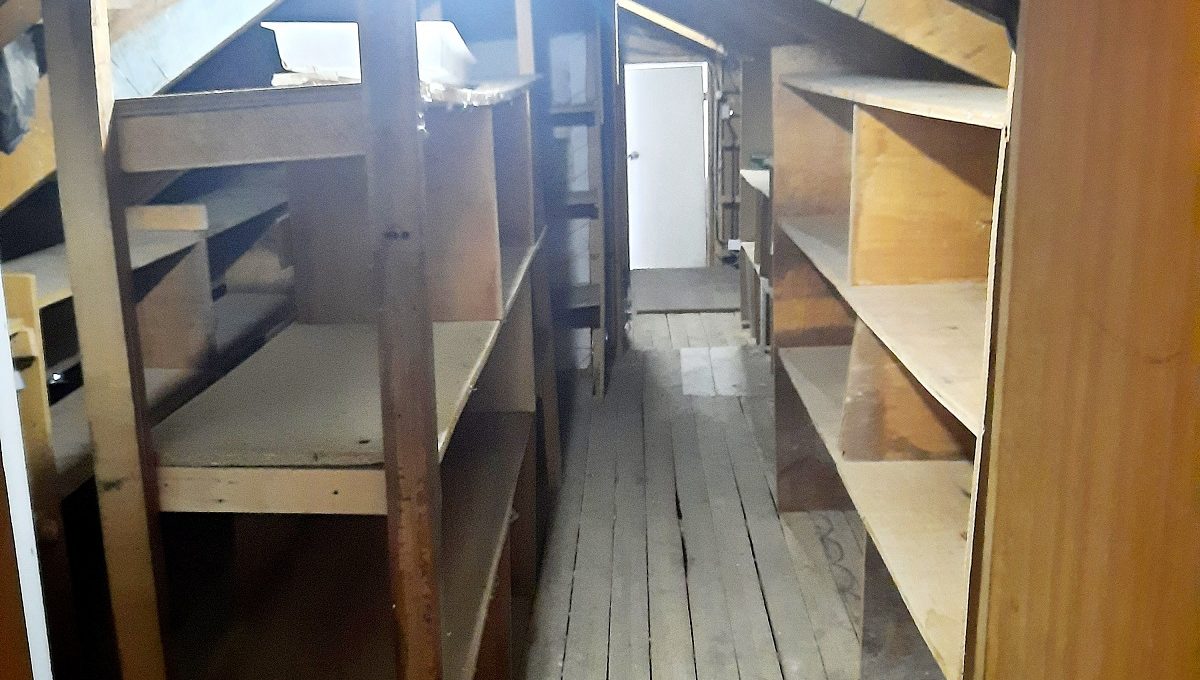 Buhardilla de almacenamiento